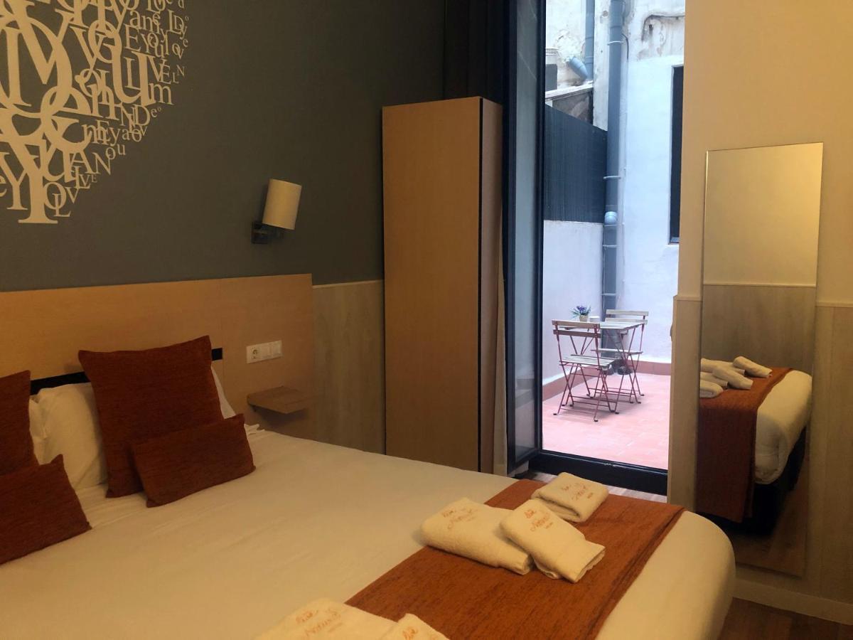Hostal Live Natura Barcelona (Adults Only) מראה חיצוני תמונה