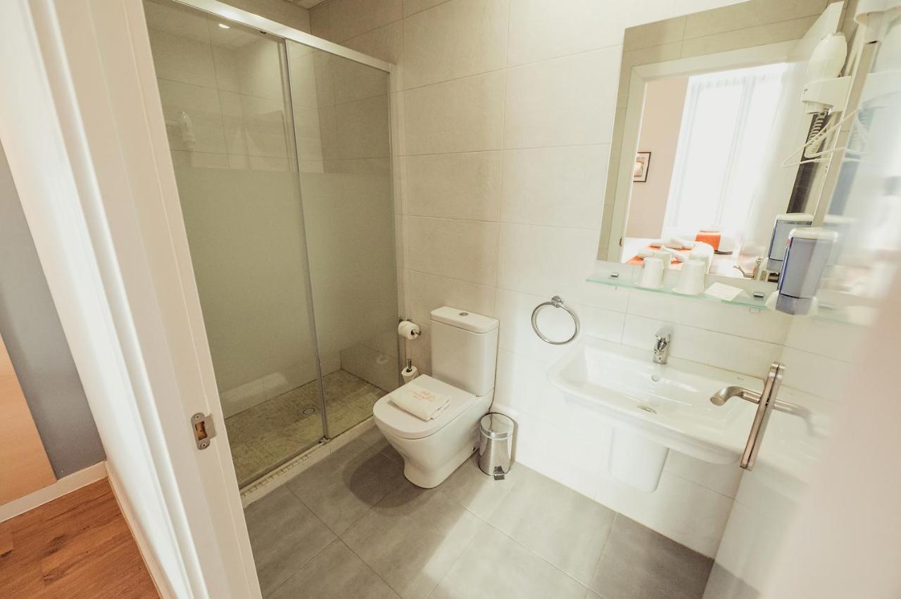 Hostal Live Natura Barcelona (Adults Only) מראה חיצוני תמונה