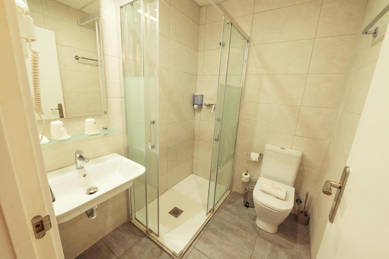 Hostal Live Natura Barcelona (Adults Only) מראה חיצוני תמונה