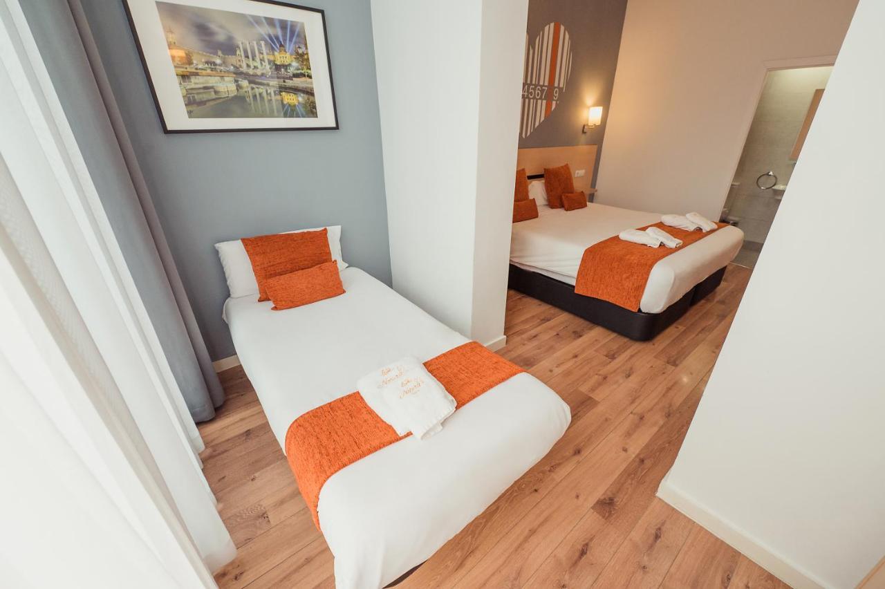 Hostal Live Natura Barcelona (Adults Only) מראה חיצוני תמונה