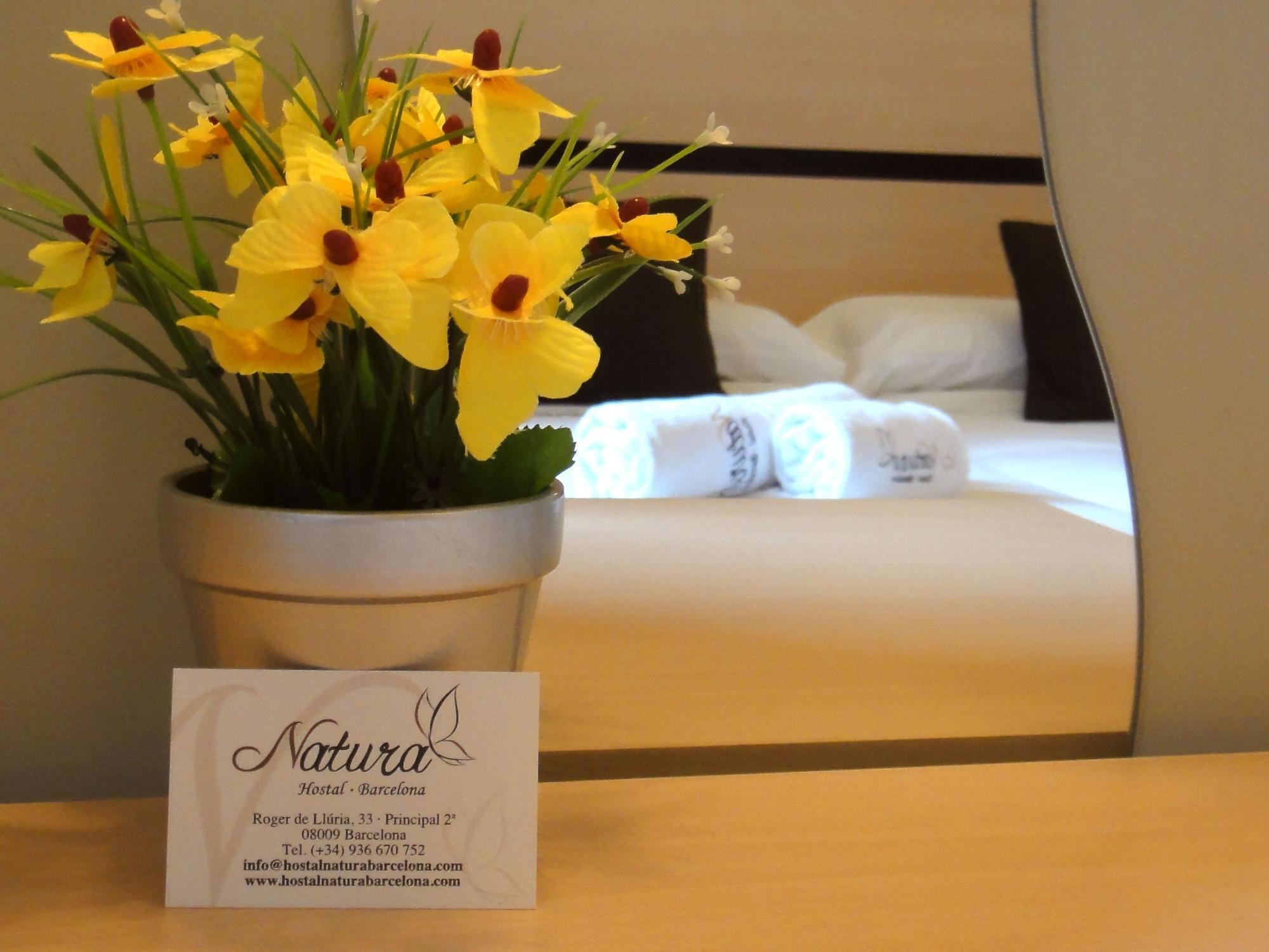 Hostal Live Natura Barcelona (Adults Only) מראה חיצוני תמונה